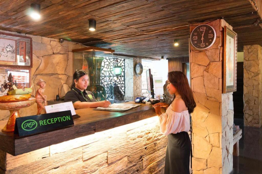 Hadi Poetra Hotel Kuta Lombok Eksteriør bilde