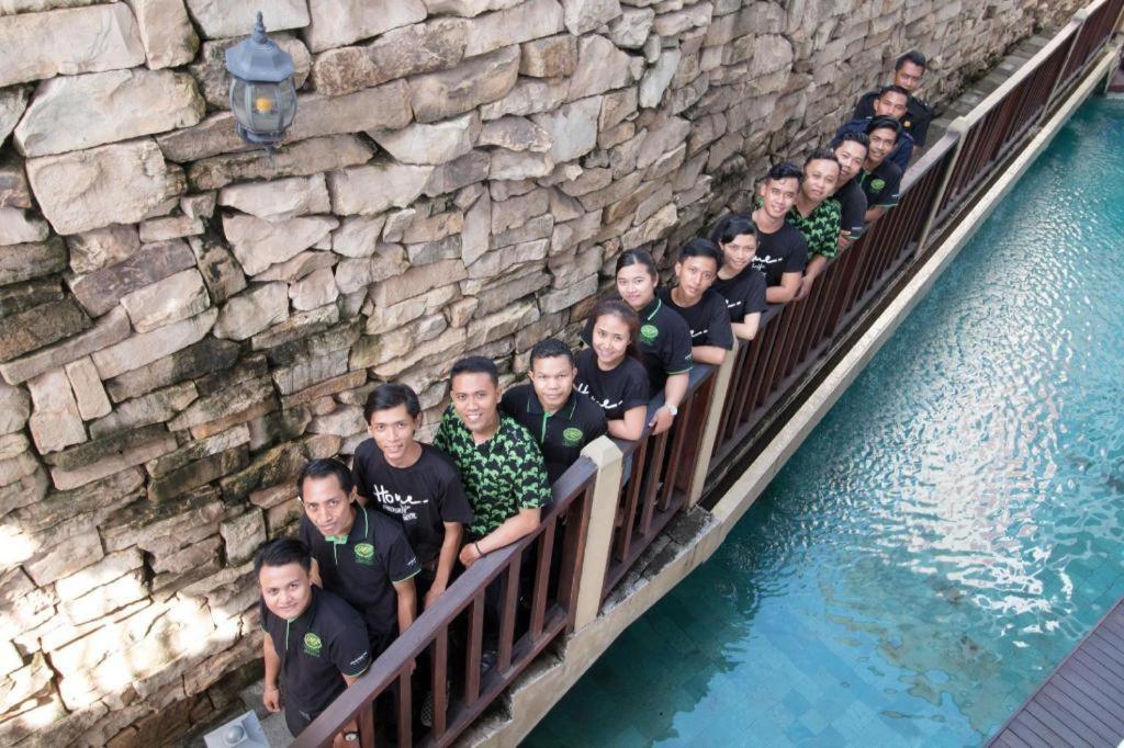 Hadi Poetra Hotel Kuta Lombok Eksteriør bilde